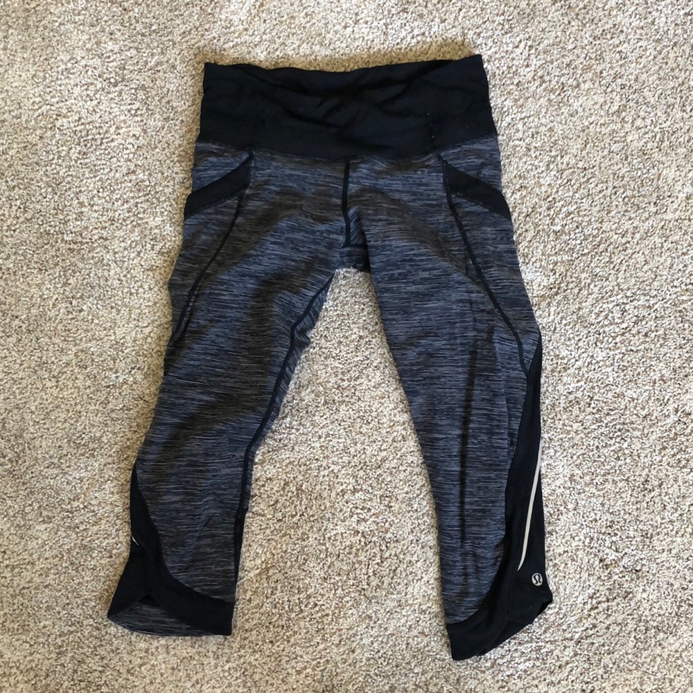 LuLuLemon Crop Blue Crop